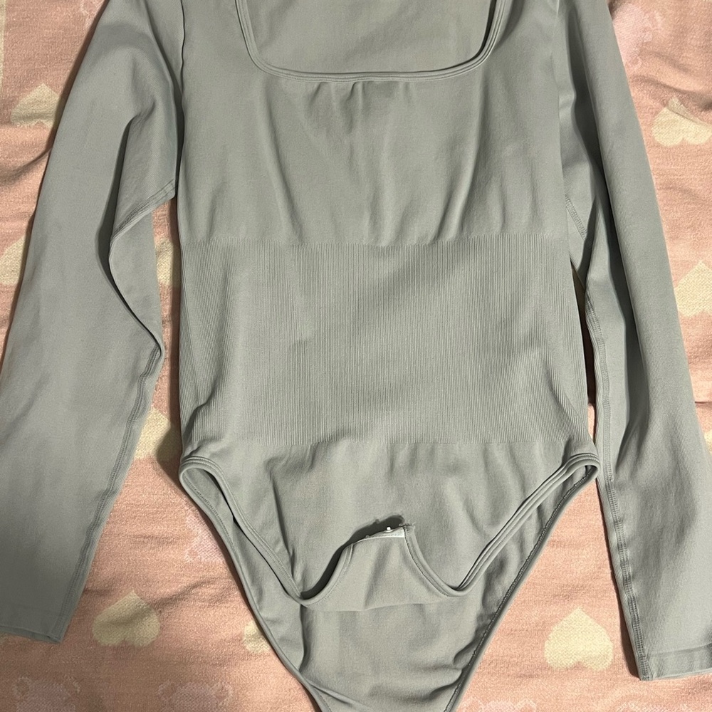 Women’s Long Sleeve Gray Bodysuit